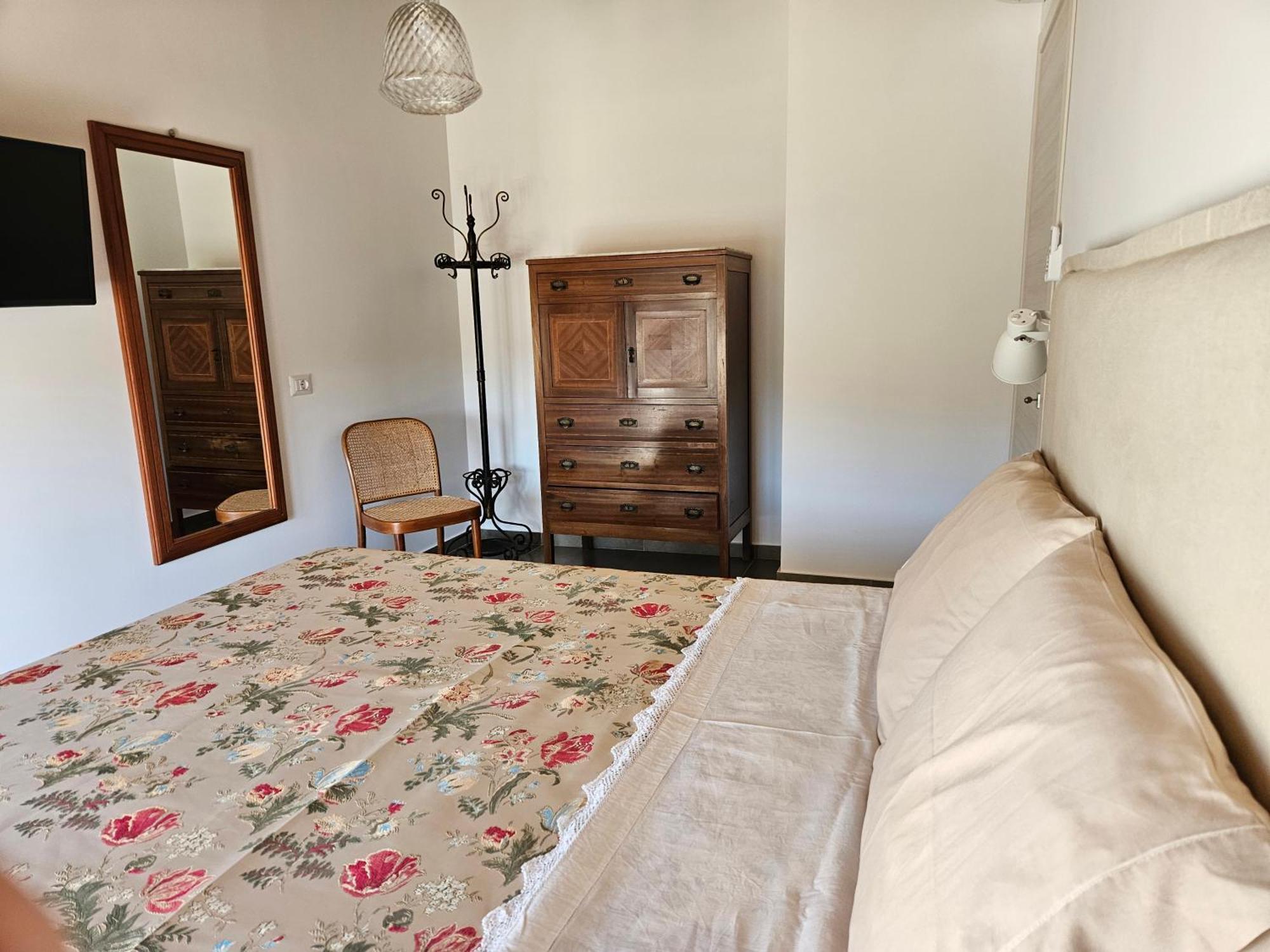 Le Bisceglie Guest House Albanella Ngoại thất bức ảnh